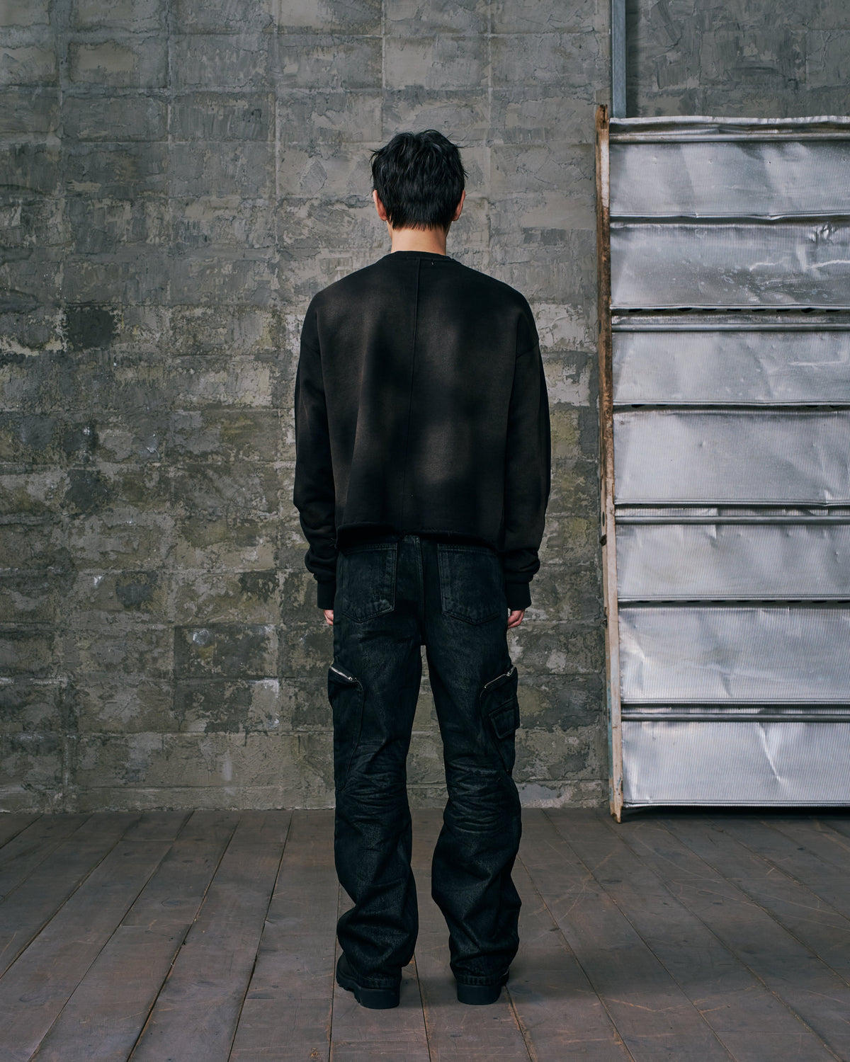 RAW EDGE SWEATSHIRT WASHED BLACK