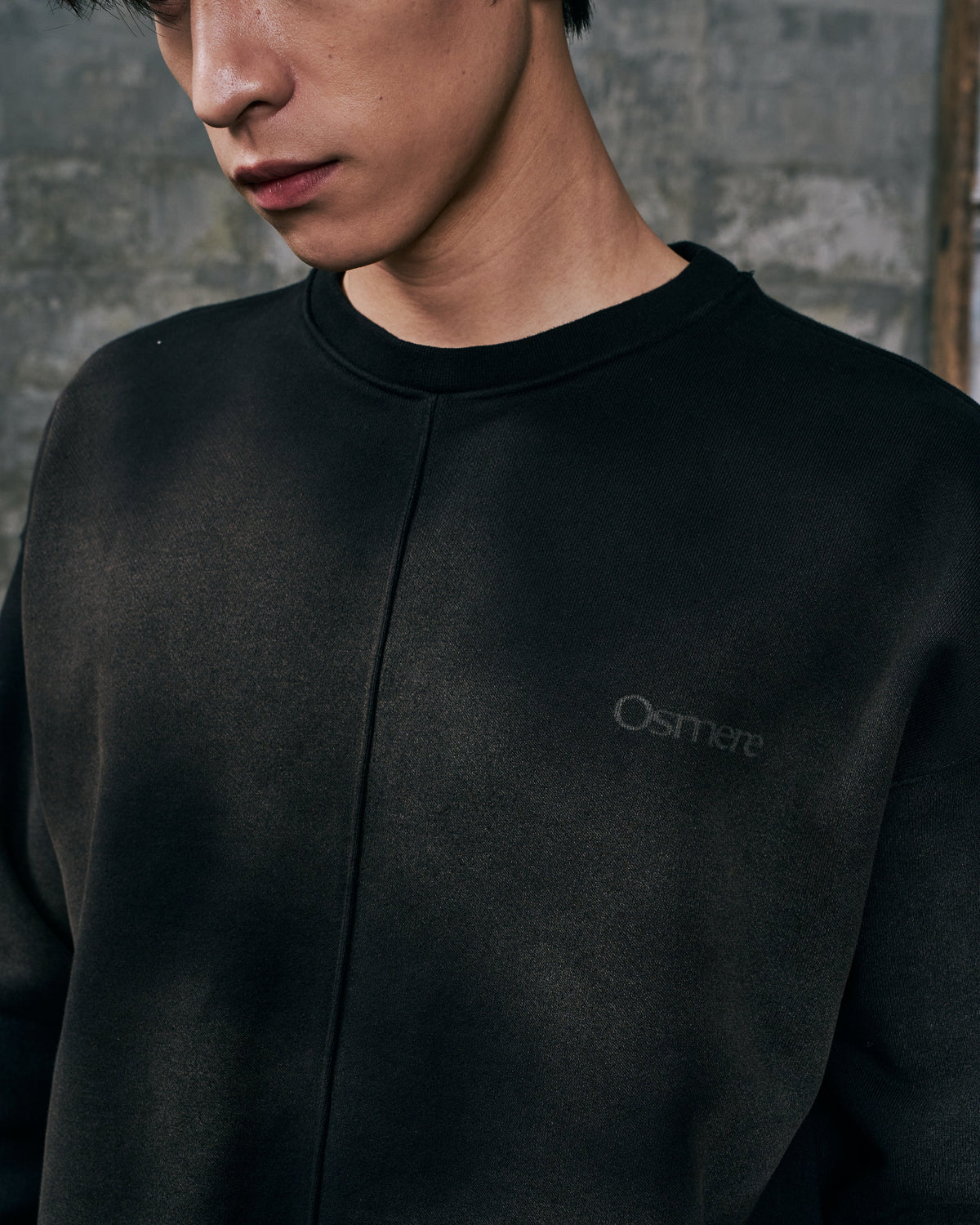 RAW EDGE SWEATSHIRT WASHED BLACK