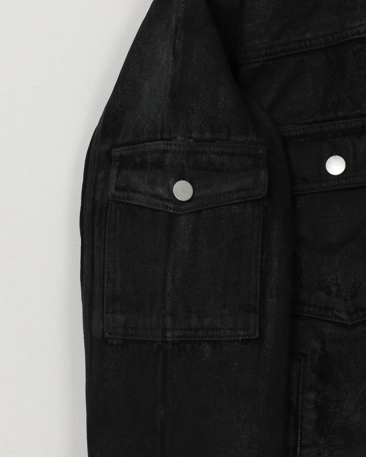 DENIM TRUCKER JACKET BLACK WAX FINISH