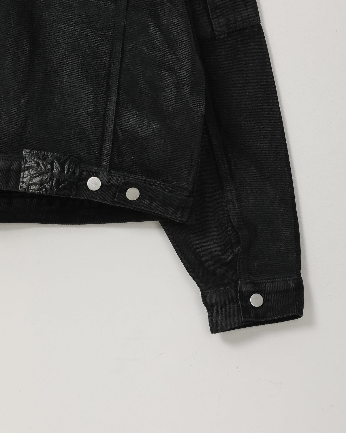 DENIM TRUCKER JACKET BLACK WAX FINISH